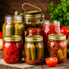 Деревенские соленья, консервация, соусы