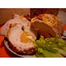 Филе индейки (грудка) запеченное с курагой
